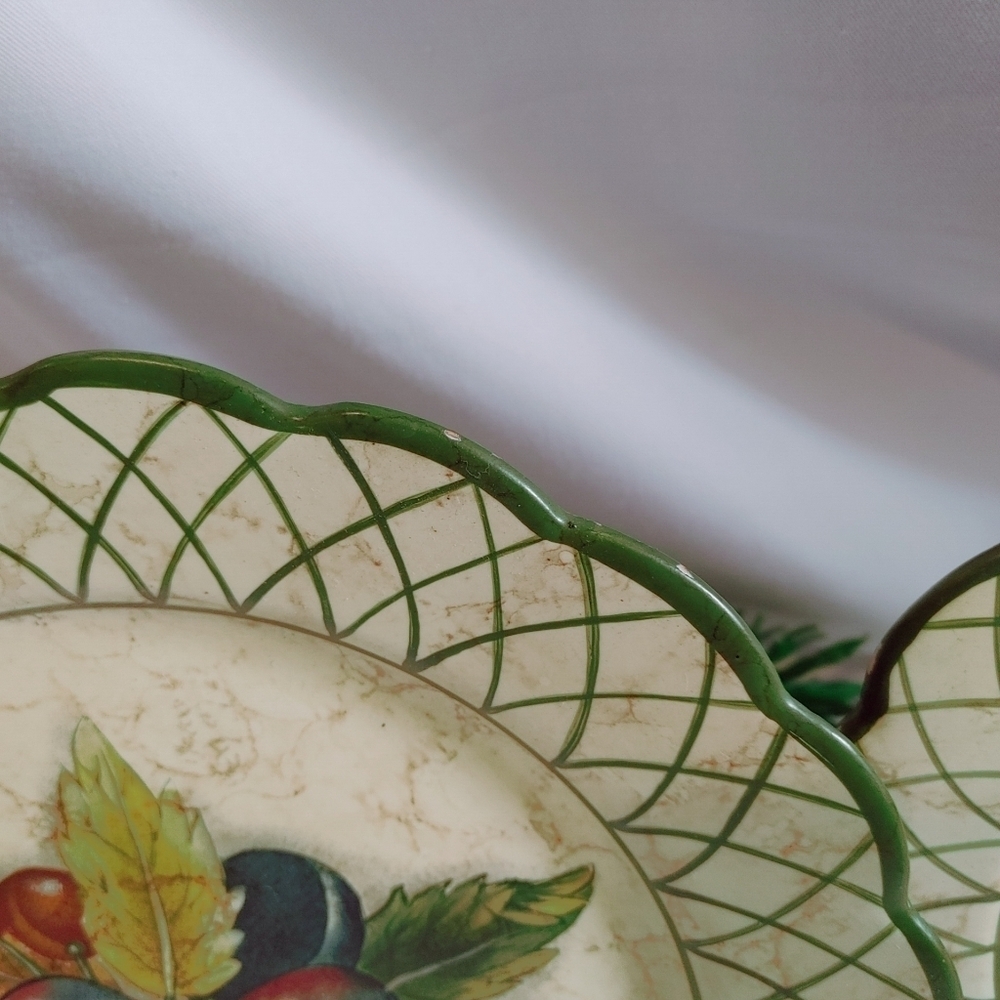 Set of 3 Hand Painted Textured Wall Hanging plates - Picture 5 of 10